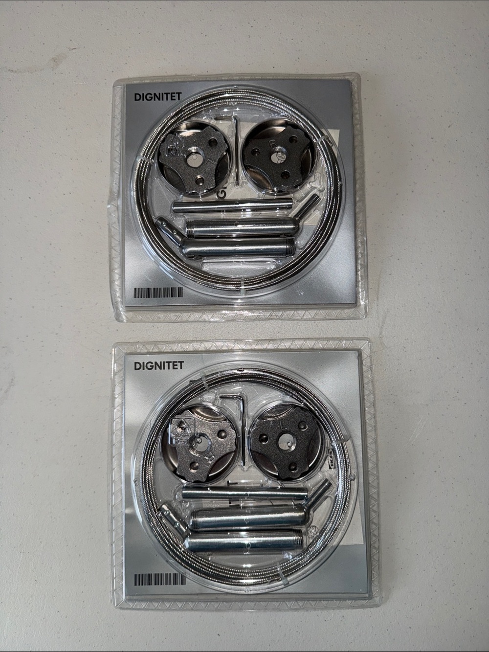 IKEA DIGNITET Wire Curtain Hanging Kit in Silver (2-pack) with 24 RIKTIG clips